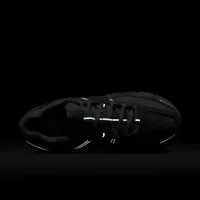 Nike Zoom Vomero 5 женская Shoe цвет серый