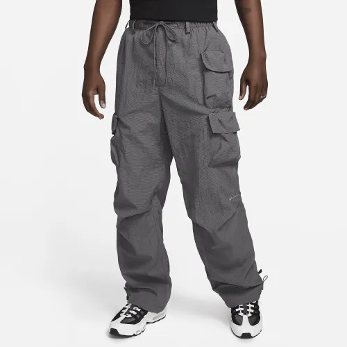 Nike Sportswear Tech Pack чоловічі Woven Lined Pants колір сірий