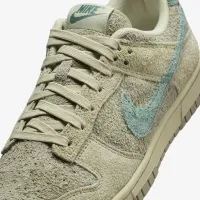 Nike Dunk Low жіноча Кросівки колір зелений