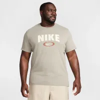 Nike чоловічі Dri-FIT Fitness футболка колір зелений