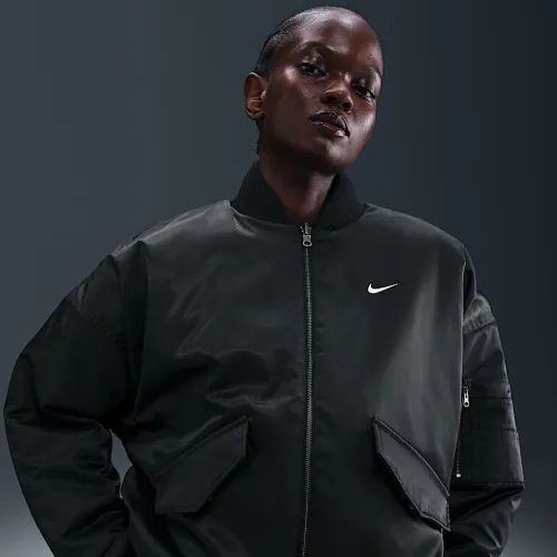 Nike Sportswear женская Therma-FIT Reversible Bomber Куртка цвет черный