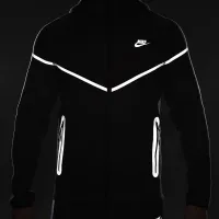 Nike Tech Windrunner чоловічі Reflective Details Fleece Full-Zip Куртка колір коричневий