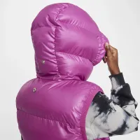 Nike Sportswear Heavyweight Synthetic Fill EasyOn Big детские Therma-FIT Repel Loose Hooded Vest цвет фиолетовый