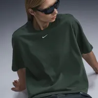 Nike Sportswear Essential жіноча Boxy футболка колір зелений
