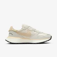 Nike Phoenix Waffle жіноча Кросівки колір білий