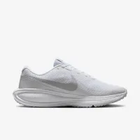 Nike Revolution 8 жіноча Road Running Кросівки (Extra Wide) колір білий