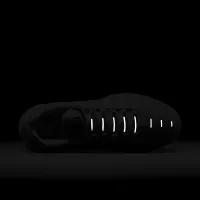 Nike Air Max Plus жіноча Кросівки колір білий
