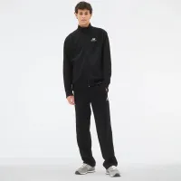 Кофта/футболка New Balance UJ23500BK - Чорна