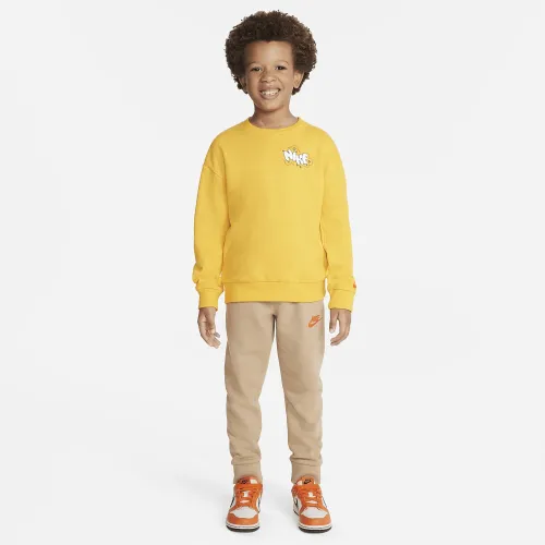 Nike Sportswear Create Your Own Adventure Little дитячі French Terry Graphic Crew комплект колір коричневий