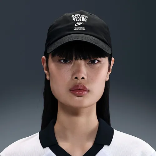 Nike After Dark Tour Unstructuколір червоний Dri-FIT Club Cap колір чорний