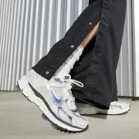 Nike Zoom Vomero 5 женская Кроссовки цвет серый