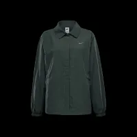 Nike Sportswear Essential женская оверсайз UV Woven Coaches' Куртка цвет зеленый