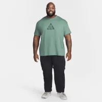 Nike ACG чоловічі Dri-FIT футболка колір зелений