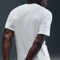 Nike чоловічі футболка колір білий