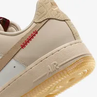 Nike Air Force 1 ’07 LX жіноча Кросівки колір білий