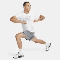 Nike чоловічі Dri-FIT Fitness футболка колір білий