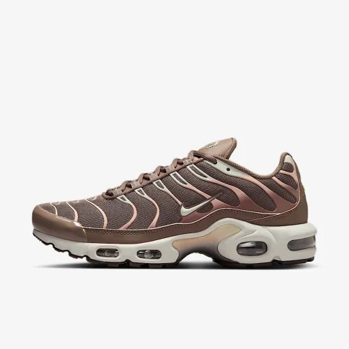 Nike Air Max Plus жіноча Кросівки колір коричневий