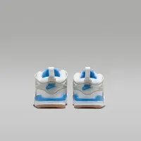 Nike Jordan 4 RM Baby/Toddler Кросівки колір білий