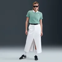 Nike Sportswear Club Essentials женская футболка цвет зеленый