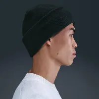 Nike Peak Swoosh Beanie колір зелений