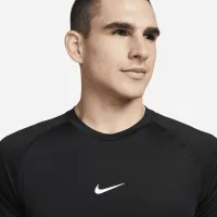 Nike Pro чоловічі Dri-FIT Slim Short-Sleeve Top колір чорний