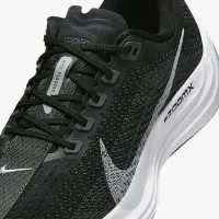 Nike Pegasus Plus жіноча Road Running Кросівки колір чорний