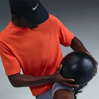 Nike Primary чоловічі Dri-FIT Short-Sleeve Versatile Top колір червоний