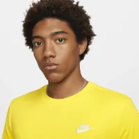 Nike Sportswear Club мужские футболка Yellow