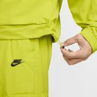 Nike Tech мужские Куртка цвет зеленый