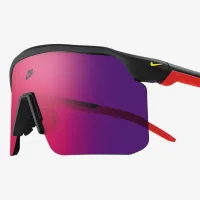 Nike Expedition Shield Mirroцвет красный Sunglasses цвет серый