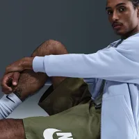 Nike Club чоловічі Woven шорти колір зелений