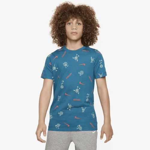 Nike Sportswear Big Kids' T-Shirt Green