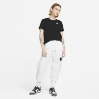 Футболка Nike Sportswear Club Essentials DX7902-010 -  Черная
