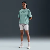 Nike Sportswear Essential жіноча Boxy футболка колір зелений