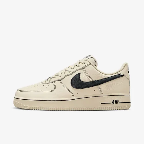 Nike Air Force 1 '07 LV8 чоловічі Кросівки колір коричневий