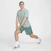 Nike Primary чоловічі Dri-FIT Short-Sleeve Versatile Top колір зелений