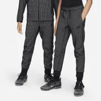 Nike Sportswear Tech Fleece Big детские (для мальчиков) Winterized Pants цвет черный