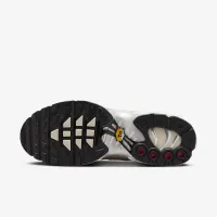 Nike Air Max Plus жіноча Кросівки колір коричневий