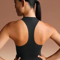 NikeSKIMS Matte жіноча Mock-Neck Racerback Tank Top колір чорний