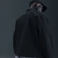 Nike Tech чоловічі Dri-FIT Shori Bomber Куртка колір чорний