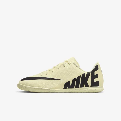 Nike Jr. Mercurial Vapor 15 Club Little/Big дитячі Indoor/Court Low-Top Soccer Кросівки Yellow