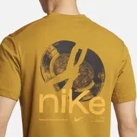 Nike Primary Studio '72 мужские Dri-FIT Short-Sleeve Versatile Top цвет коричневый