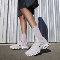 Nike Air Max Plus жіноча Кросівки колір фіолетовий