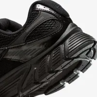 Nike V5 RNR женская Кроссовки цвет черный