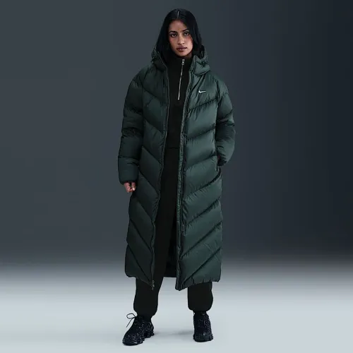 Nike Sportswear Windpuffer женская Storm-FIT Loose Hooded Down Parka цвет зеленый