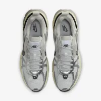 Nike V2K Run чоловічі Кросівки колір білий