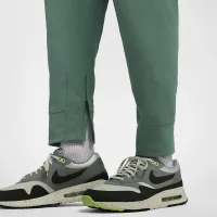 Nike Tour чоловічі для гольфу Joggers колір зелений