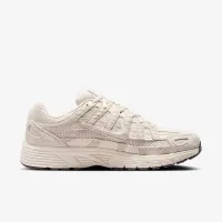 Nike P-6000 SE чоловічі Кросівки колір коричневий