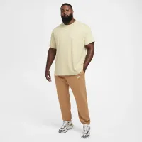 Nike Sportswear Premium Essentials чоловічі футболка колір коричневий