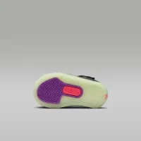 Nike Zion 3 Baby/Toddler Кроссовки цвет черный